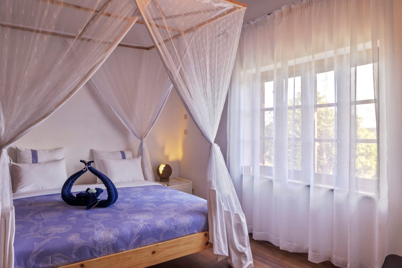 Sapphire Room